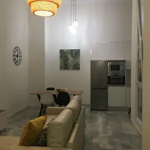 Apartamento Nuevo En Casa Tipo Palacio Cadiz